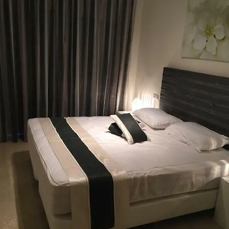 Sunny, Quiet And Spacious Nearby The Sea Malaga