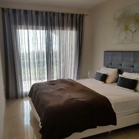 Sunny, Quiet And Spacious Nearby The Sea *